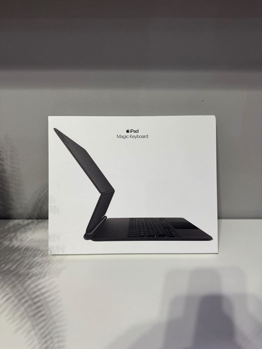 Tastatura Apple Magic Keyboard pentru Ipad Pro 12.9” Black, layout IT