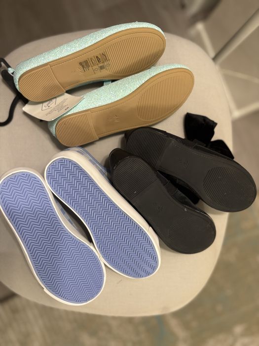 Balerini, Tenesi, Incaltamine noua H&M, marimi 30-31