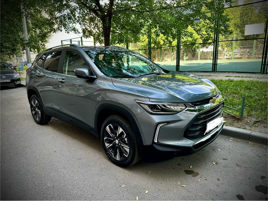 Продам автомобиль Chevrolet Tracker, 2024 года