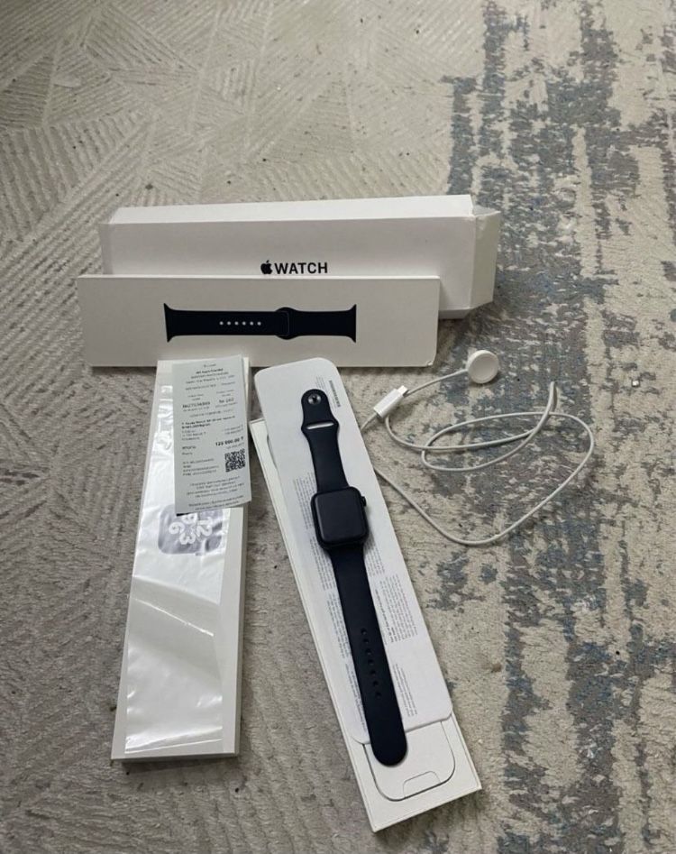 Смарт часы Apple Watch SE 44mm