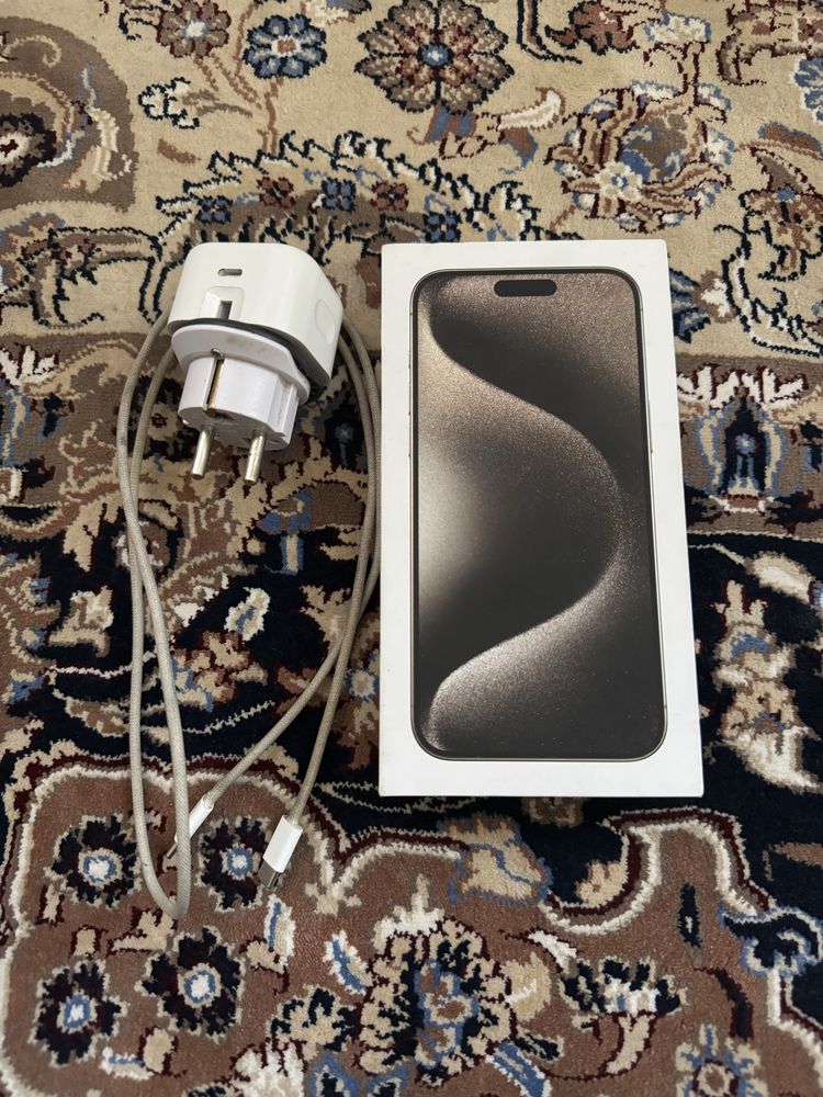 Iphone 15 pro max 256 sim kartali