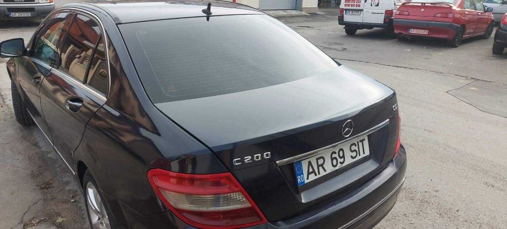 Vand Mercedes C-Class 200 an 2009, motor 2,2l diesel