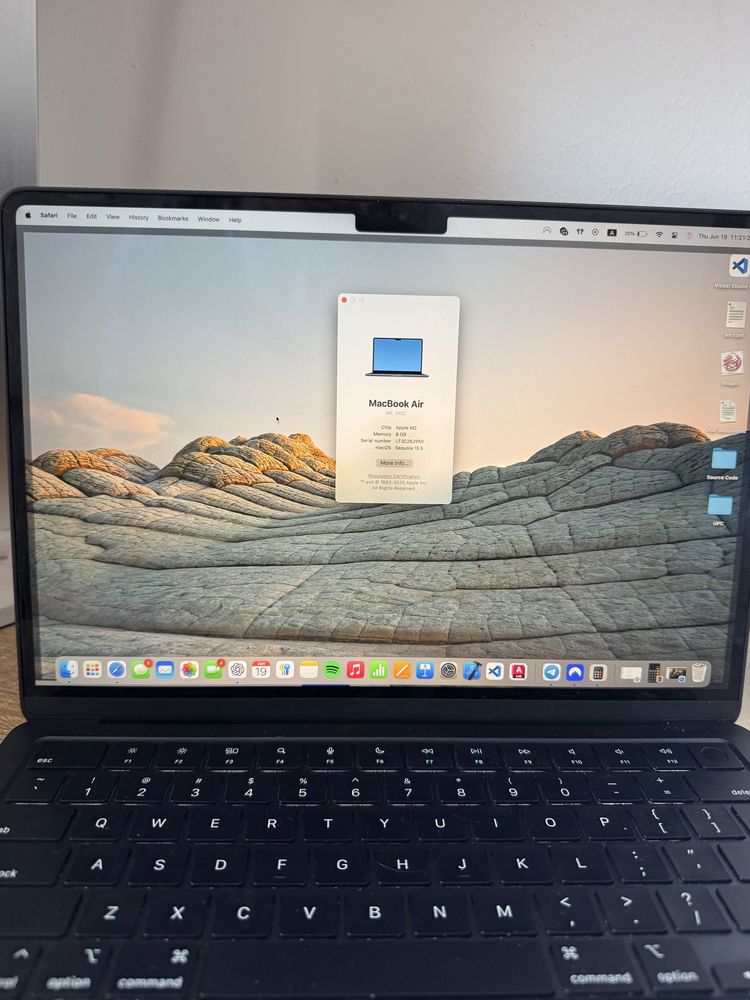 Macbook air M2 8gb ram