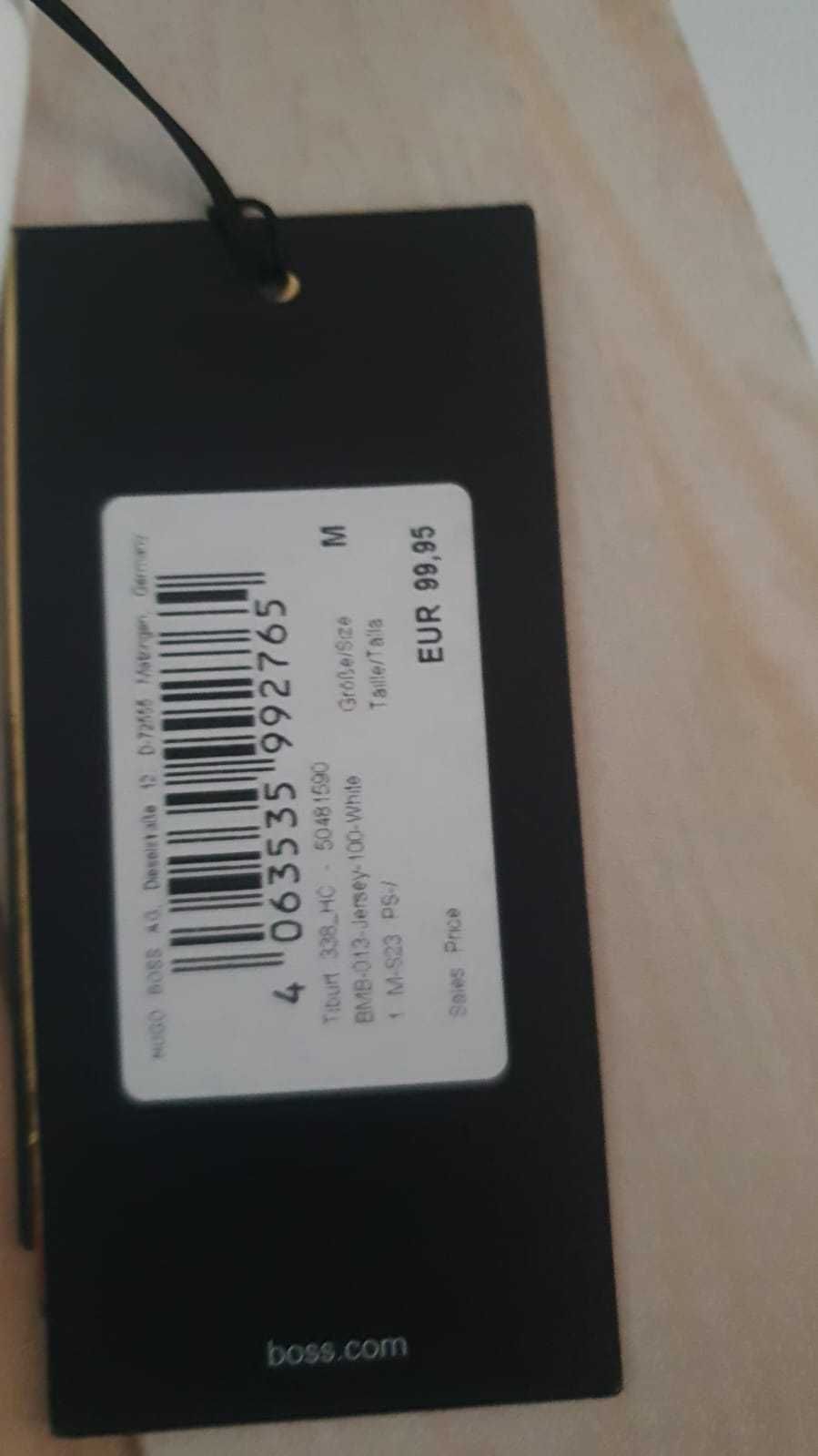 Vand tricou barbati Hugo Boss masura L  si XL  nou cu eticheta.