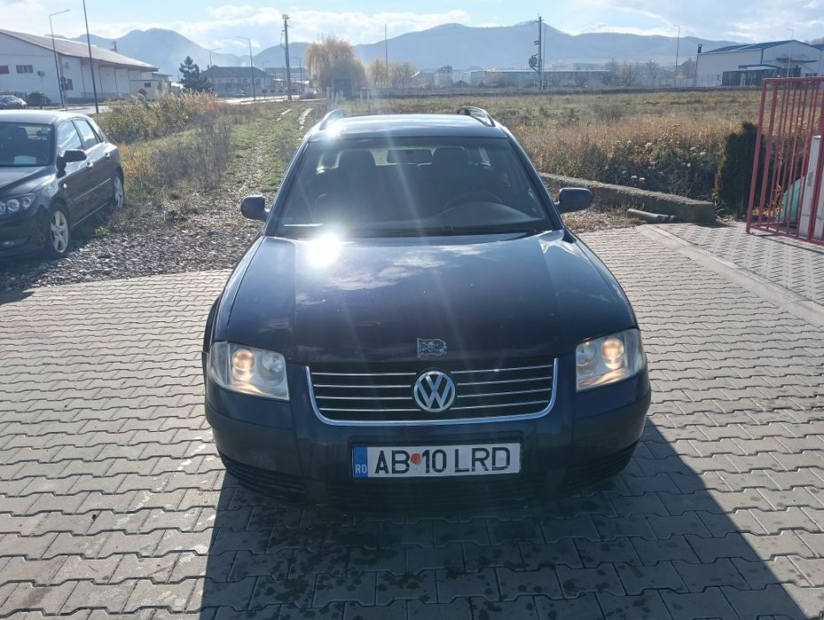 Vând Volskwagen Passat B5.5