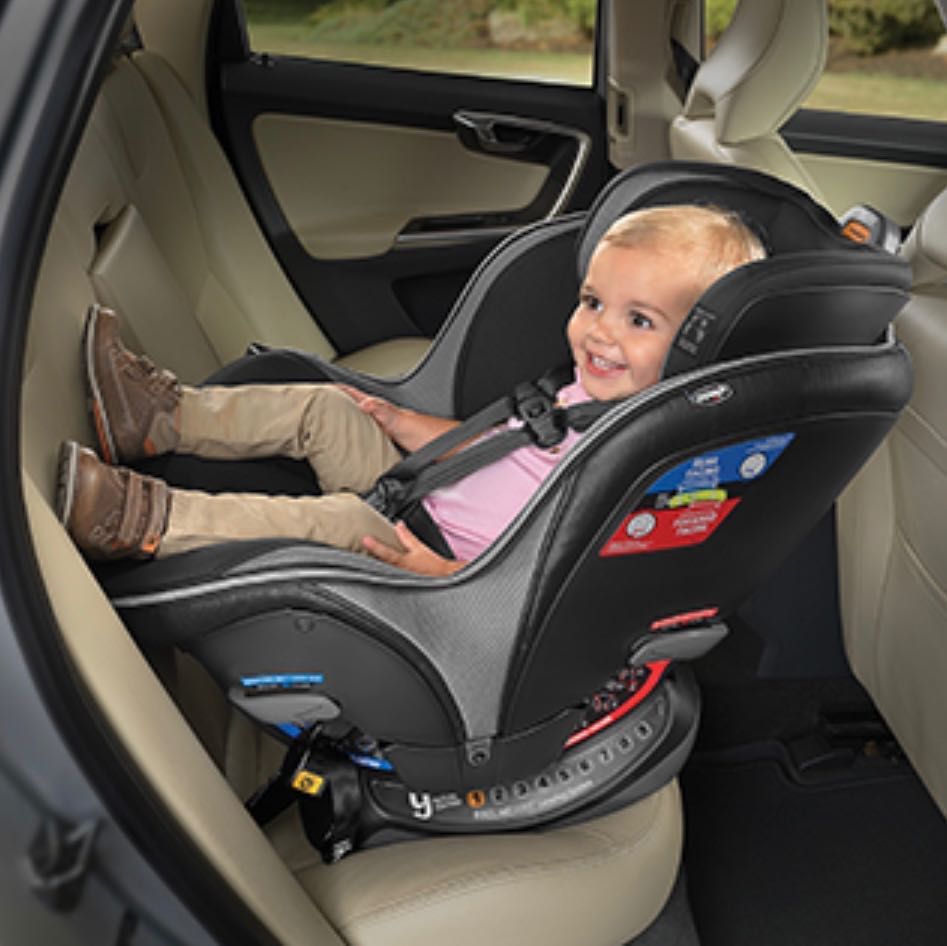 столче за кола chicco NextFit Zip Max Air