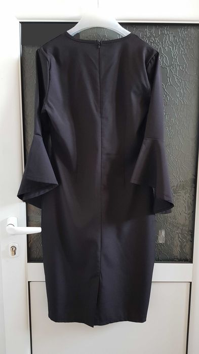 Дамска рокля размер М - нова