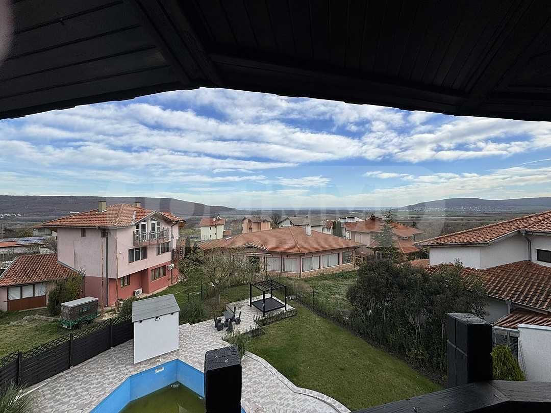 Продава се Къща в с. Рогачево, Област Добрич - 310 кв.м за 1049 €/кв.м - Снимка #13
