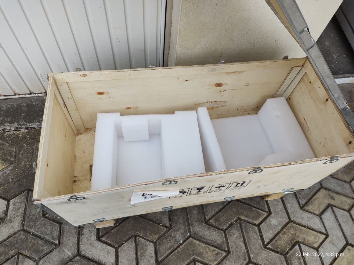 Cutie lemn  ramforsari metaliceambalaj dimensiuni 112/52/49 cm