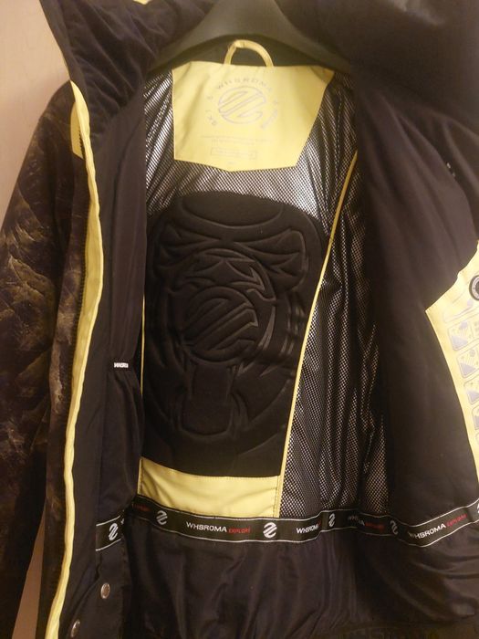 Продам костюм спортивный  зимний р.48,-52