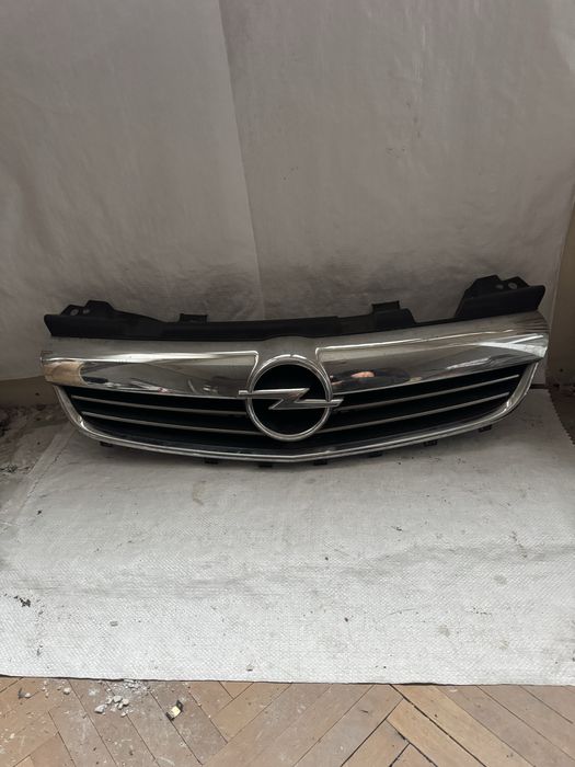Оригинална решетка Опел Зафира Б Opel Zafira B