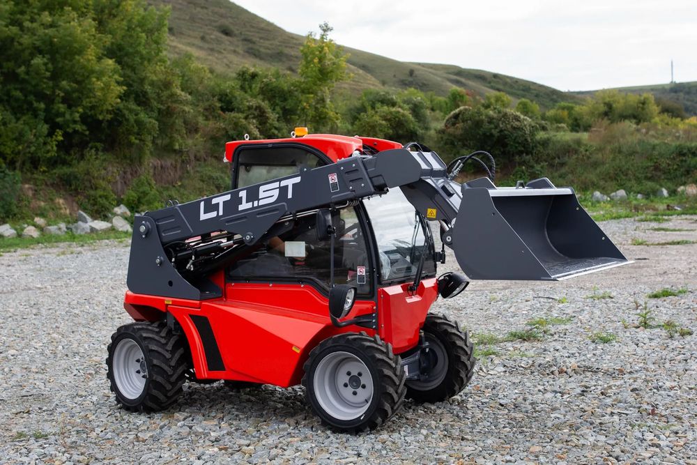 Leotec LT 1.5 T Telehandler Leotec - Încărcător telescopic 1.5