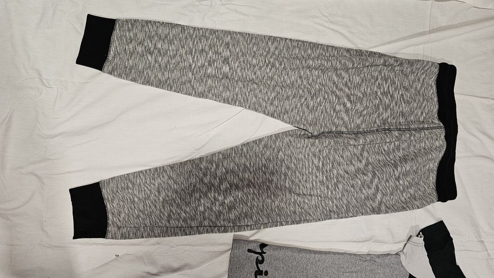 Trening gri pantaloni lungi și tricou Champion 158(XS)