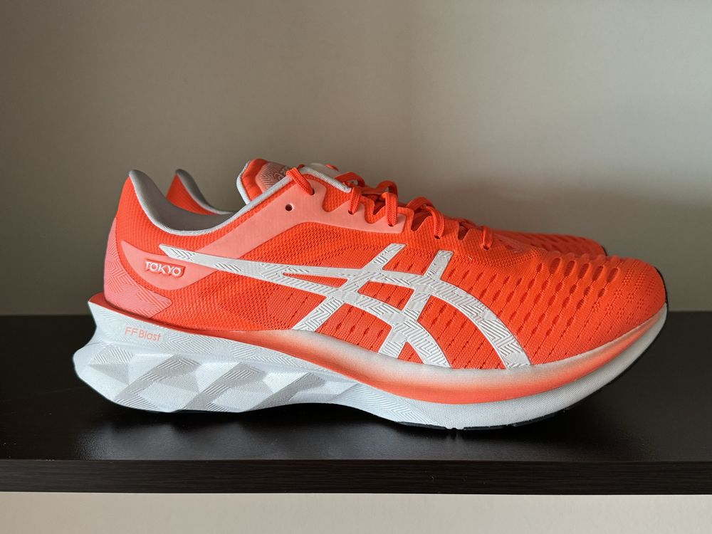 ASICS NOVABLAST TOKYO 44номер 28см Стелка Нови с Кутия