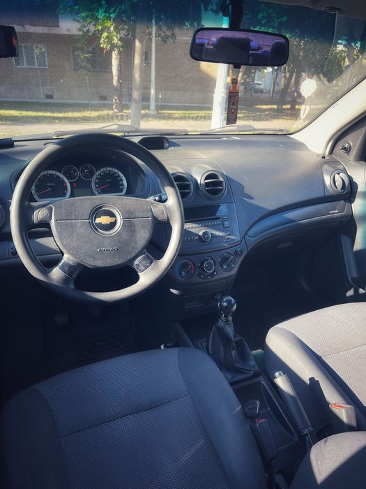 Chevrolet aveo LS 2010 1.4 101 cp