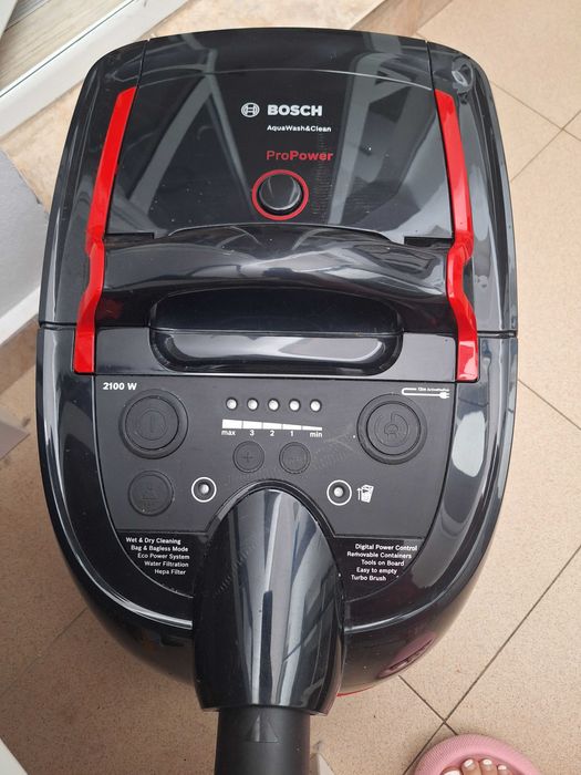 Перяща прахосмукачка на Bosch