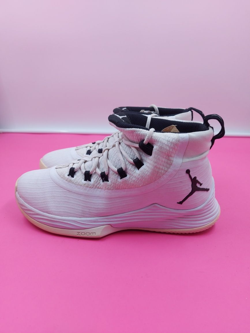 Jordan Ultra Fly 2  номер 42 Оригинални мъжки кецове