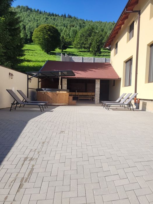 Închiriez cabană în stațiunea turistică Rausor Retezat