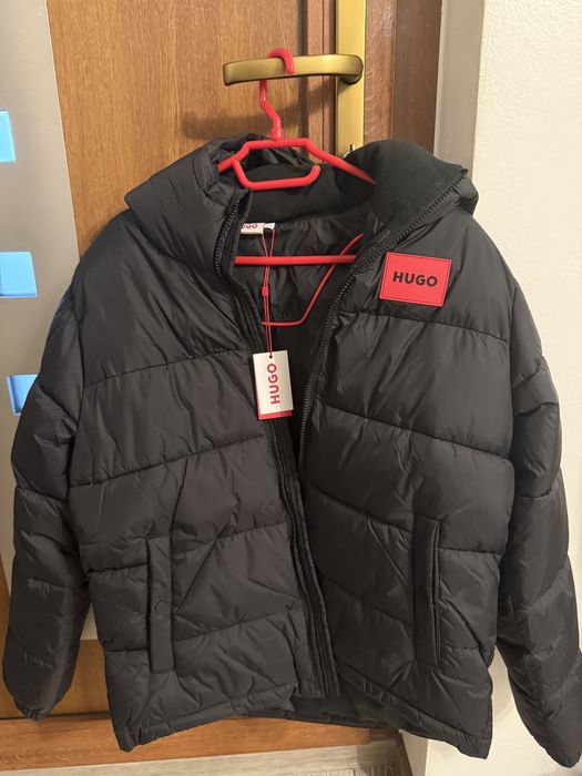 Geaca Hugo Boss noua