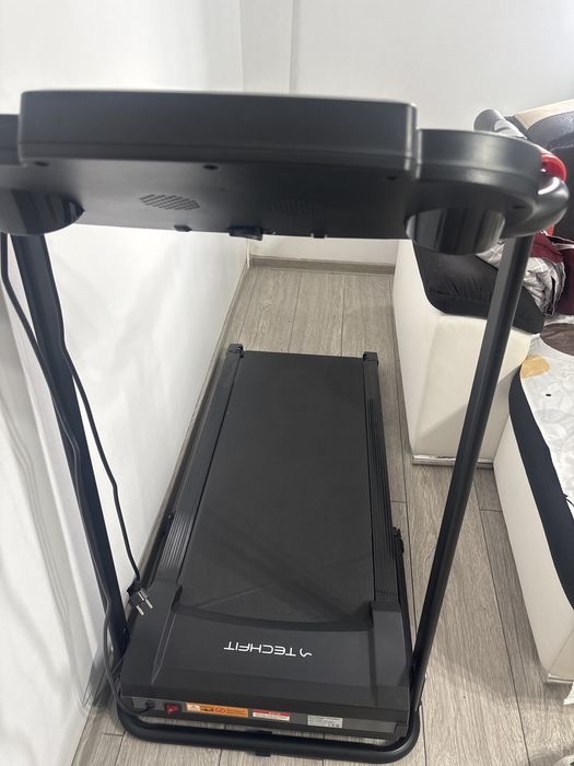 Banda de alergat TECHFIT