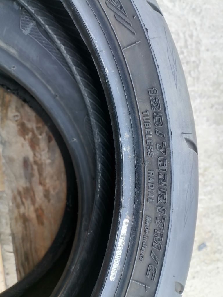 120 70 ZR 17 BRIDGESTONE ДОТ 3120