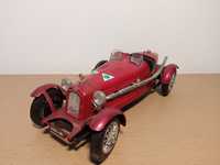 Macheta 1:18 Alfa Romeo Monza 1934, bburago