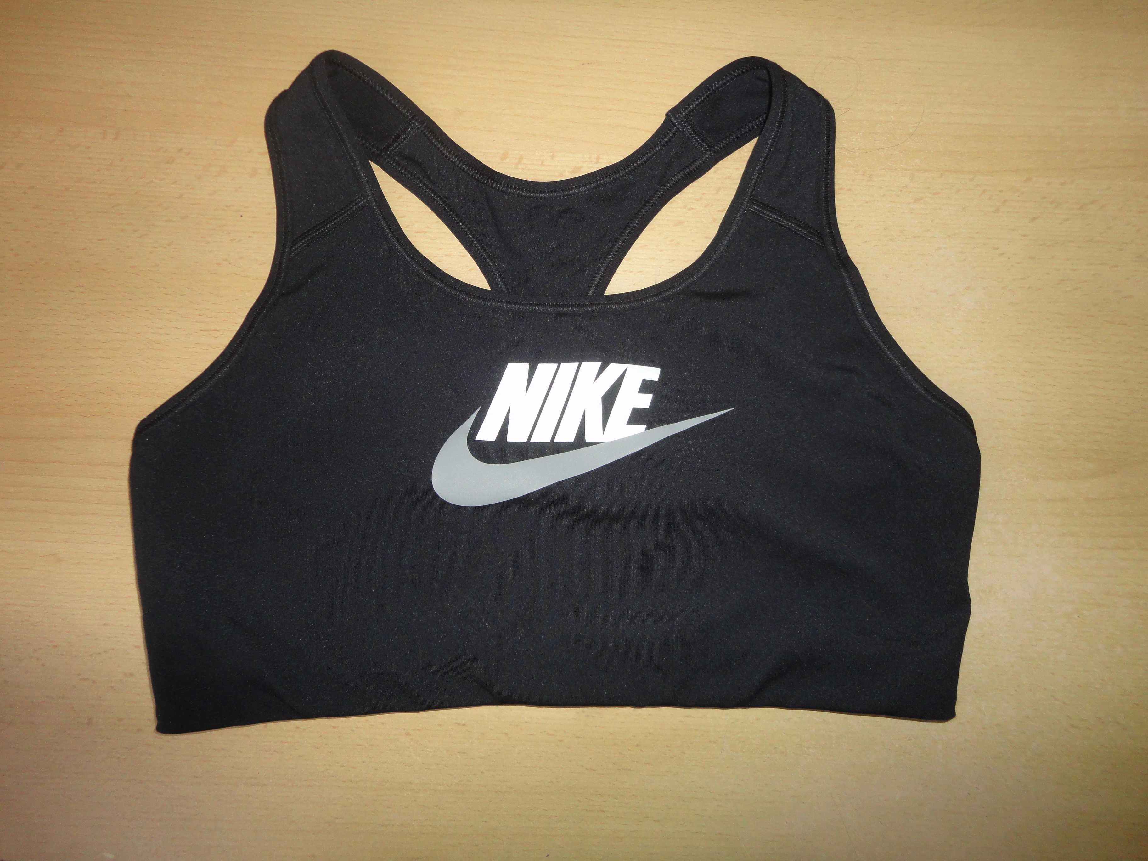 Nike/L/оригинално бюстие