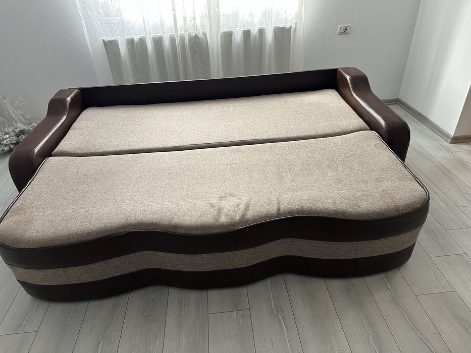 Canapea extensibila
