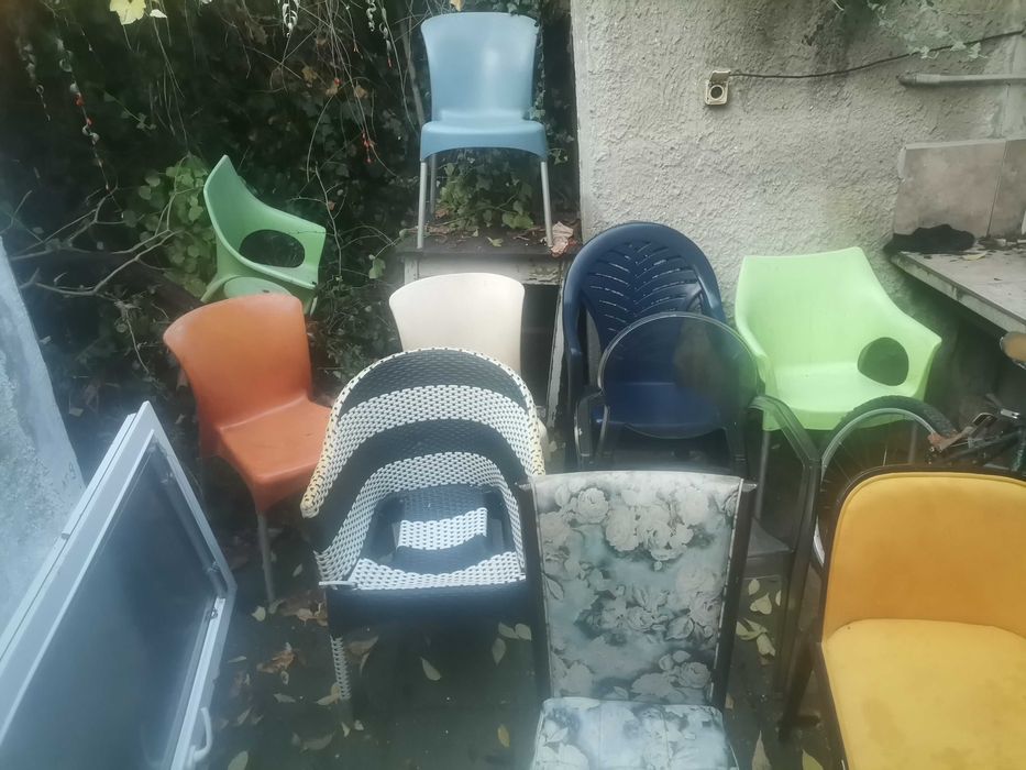 Различни видове столове