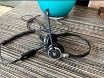 Casti Sennheiser Century noi, anulare zgomot microfon conferinta