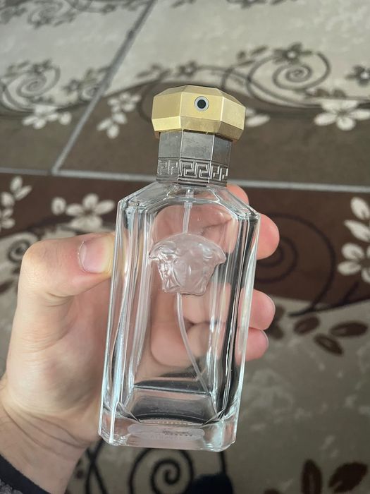 Шише от парфюм на Versace