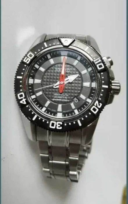 Ceas de mana Barbatesc Seiko Sportura Kinetic SKA511P1