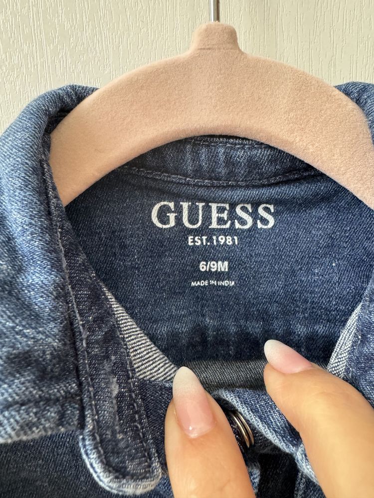 Рокля Guess