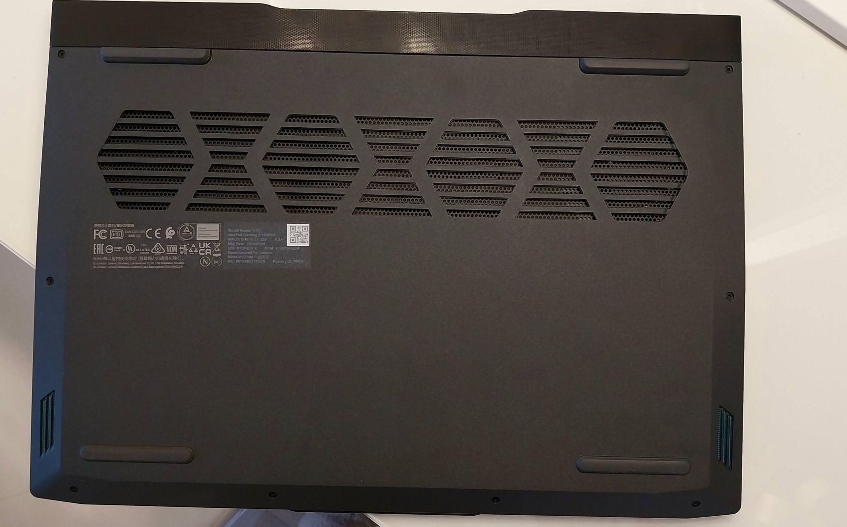 Нов лаптоп Lenovo IdeaPad Gaming 3 15ARH7
