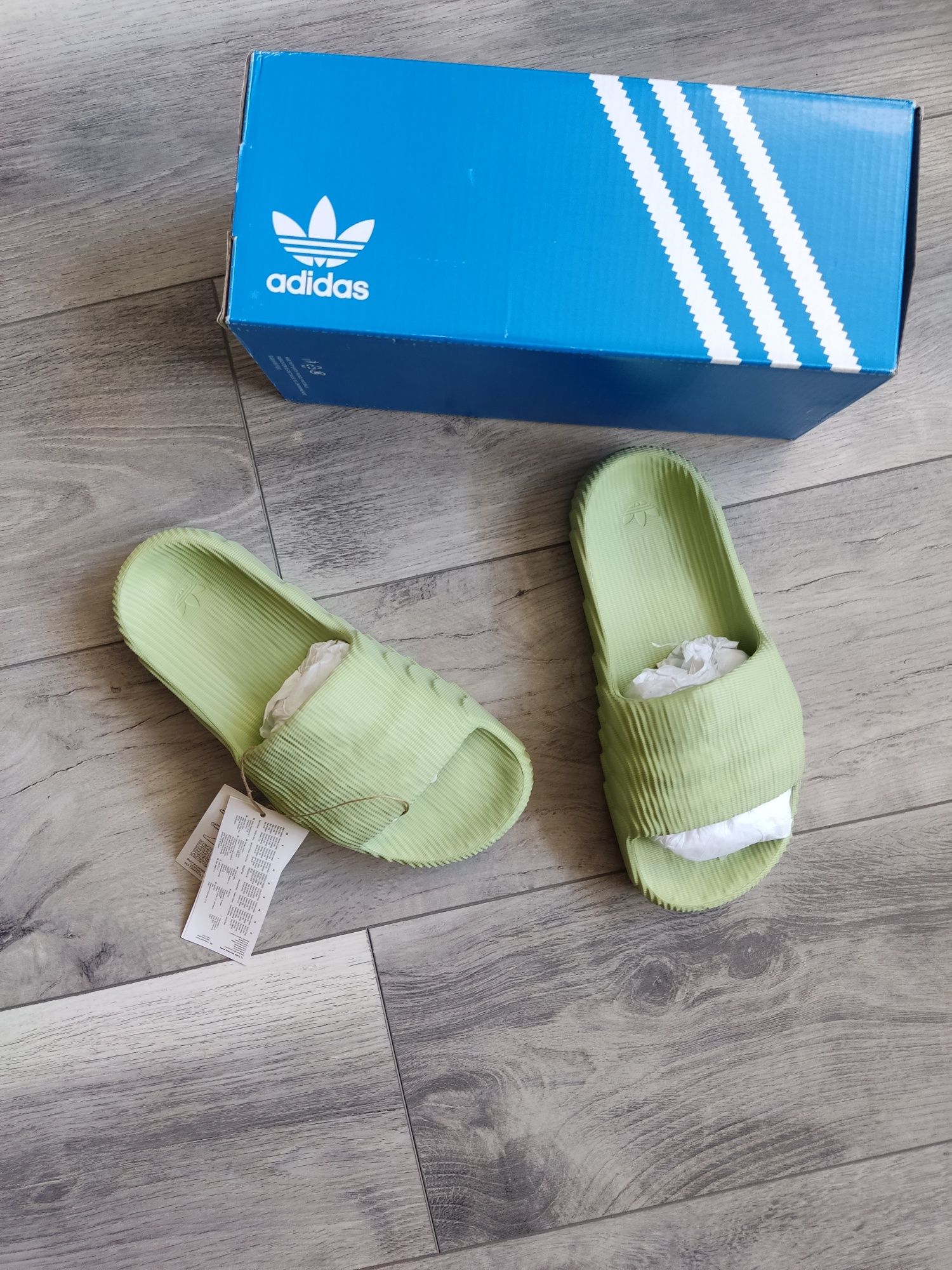 Adidas Adilette Slides