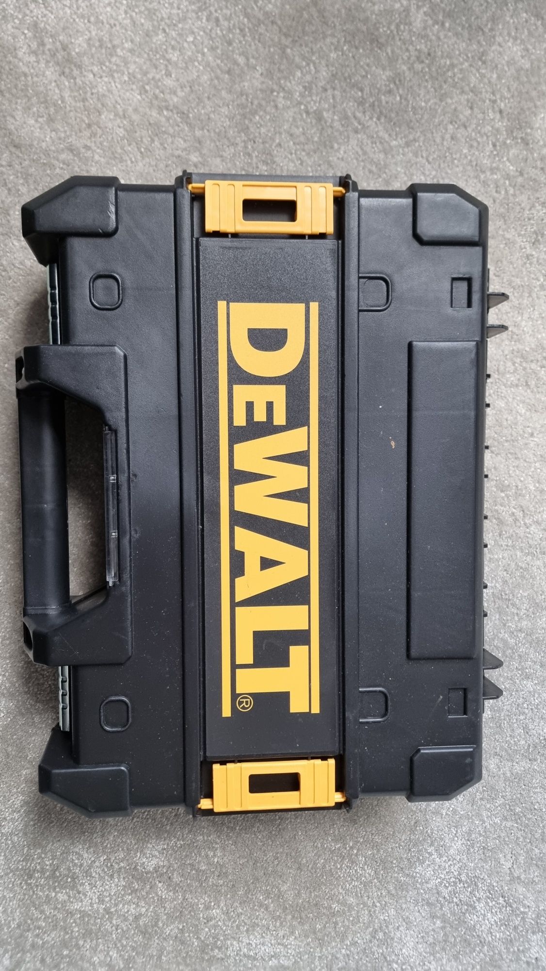 Laser Dewalt pentru interior