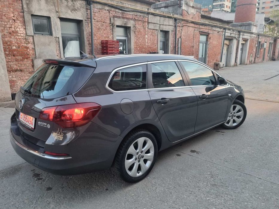 Opel Astra J Tourer