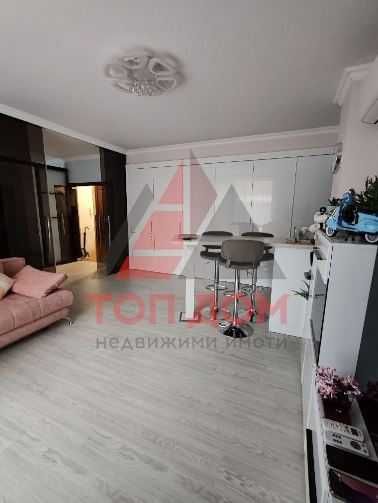 Продава се Тристаен апартамент в Варна, м-т Траката - 118 кв.м за 2356 €/кв.м - Снимка #2