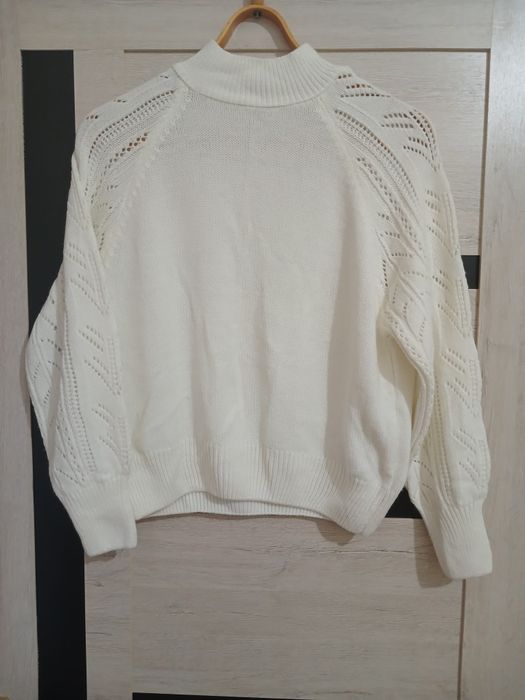 Турецкий свитер айвори. Tureskiy sviter ivory