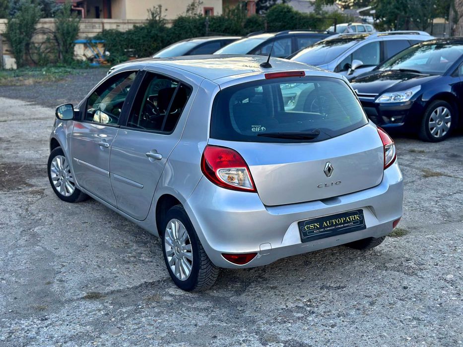 Renault Clio 1.2i | An 2009 EURO 4 | RATE Fixe | LIVRARE GRATUITĂ