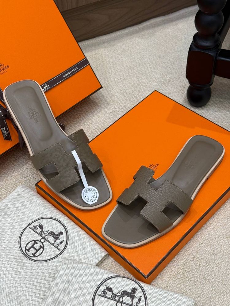 Papuci Hermes Oran