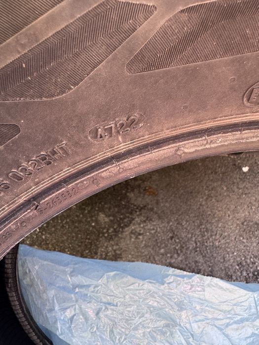 Продавам летни гуми  215/60R17 Continental