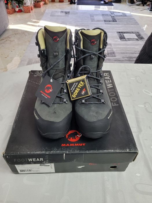 Mammut goretex barbati