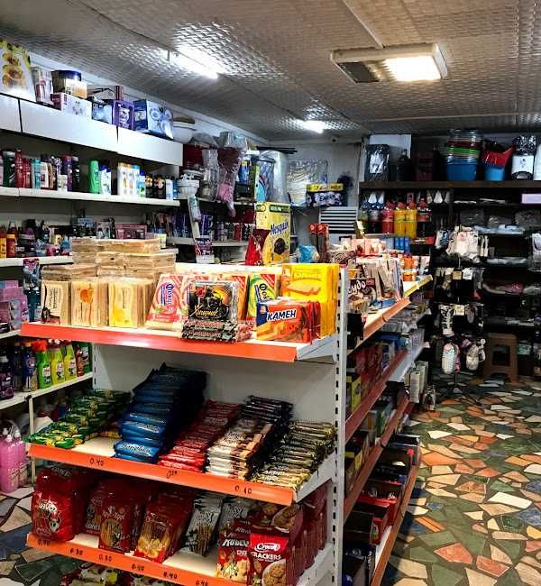 Дава се под наем Магазин в с. Зарица, Област Силистра - 104 кв.м за 28050 € - Снимка #1