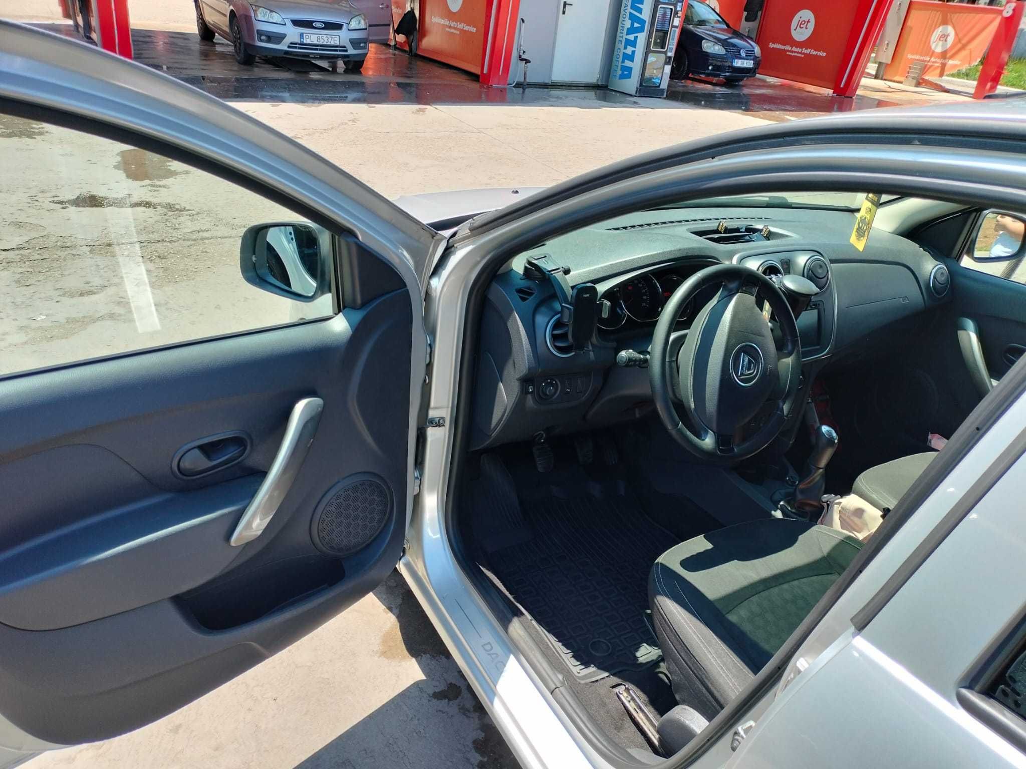 Vand Dacia Logan 2013 - motor 1.2 benzina+gpl