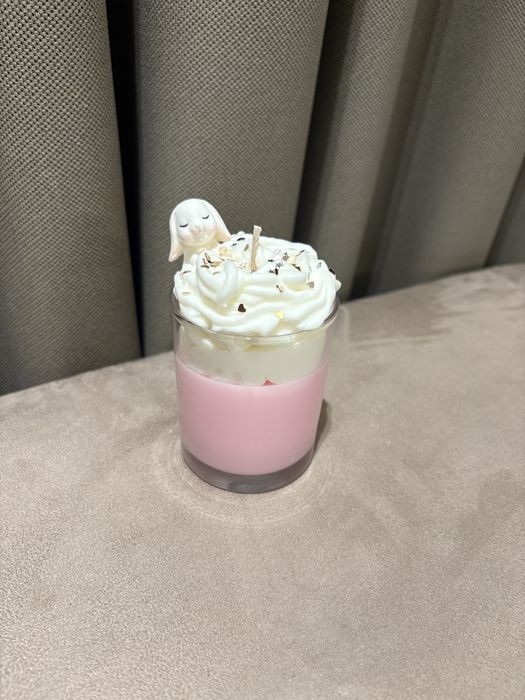 Ръчно направена соева свещ