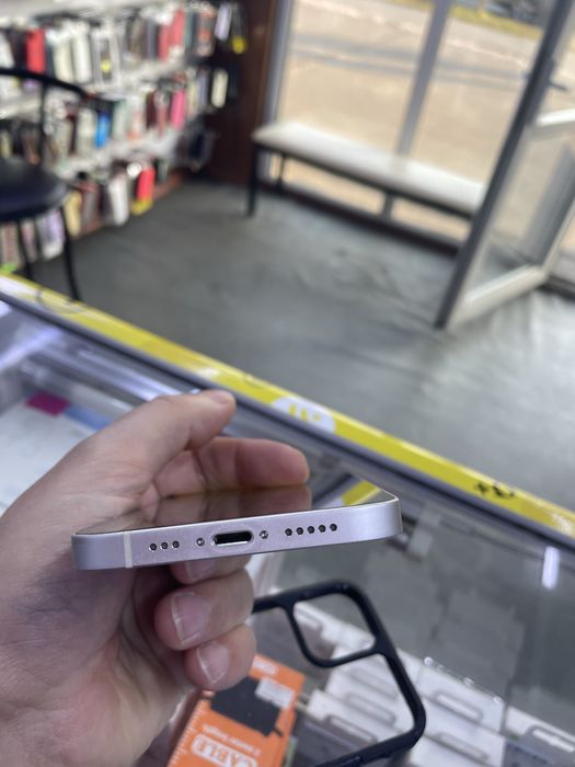 Iphone 12 white 128