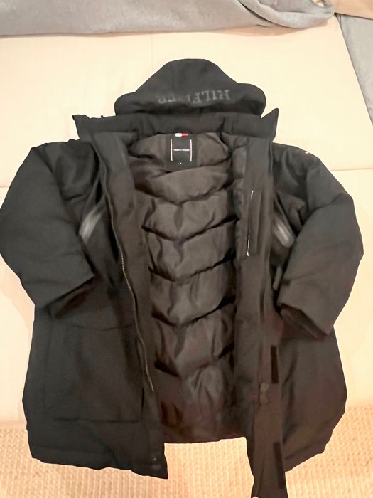 Яке Tommy Hilfiger