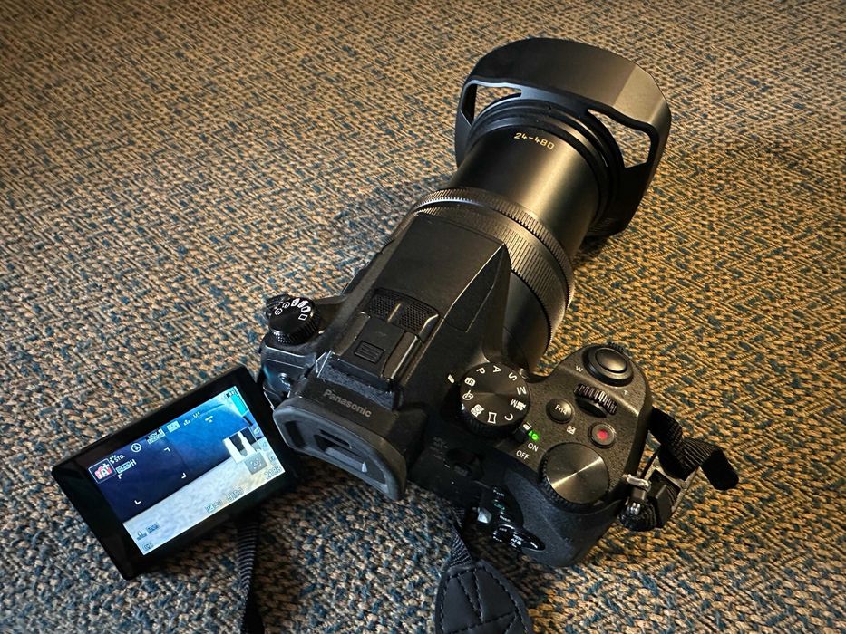 Camera foto Panasonic Lumix DMC-FZ2000