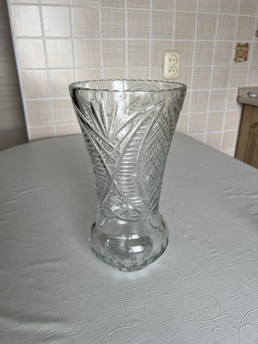 Вазы хрустальные